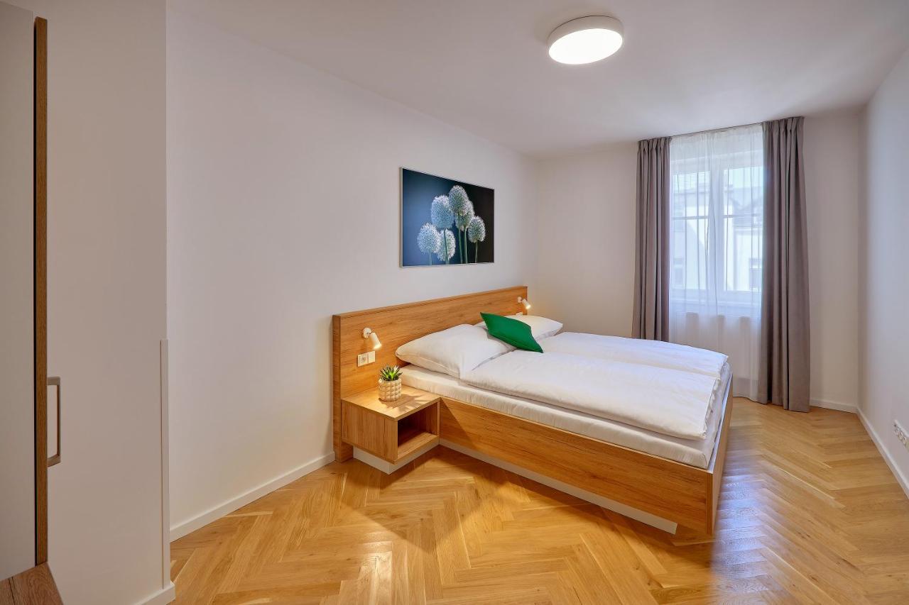 Downtown Suites Rubesova Prag Eksteriør billede