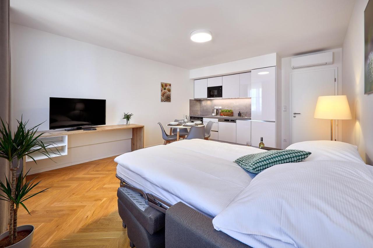 Downtown Suites Rubesova Prag Eksteriør billede