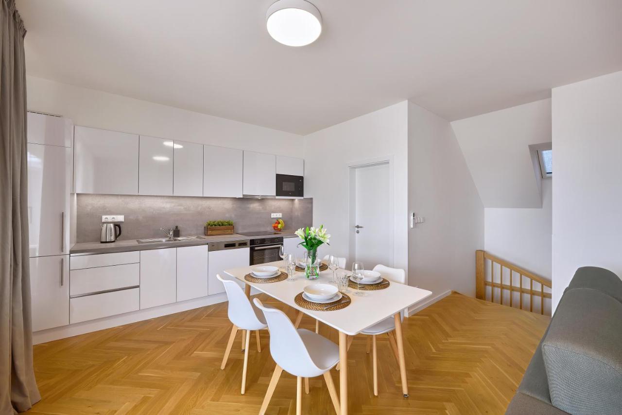 Downtown Suites Rubesova Prag Eksteriør billede