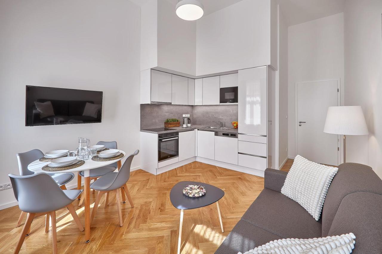 Downtown Suites Rubesova Prag Eksteriør billede
