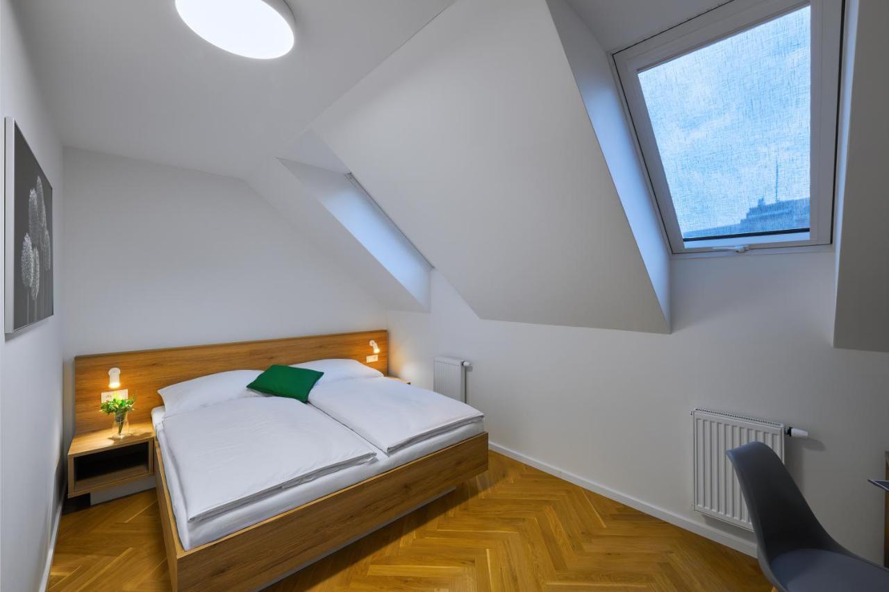 Downtown Suites Rubesova Prag Eksteriør billede